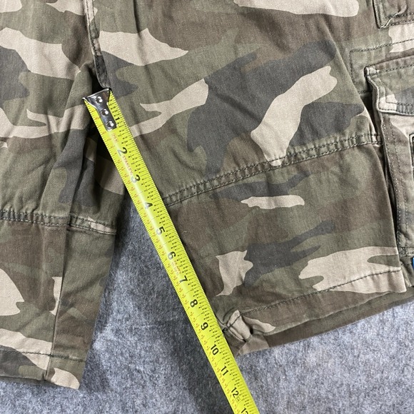 Iron Co Shorts Men's 40 Green Camouflage Baggy‎ Wide Leg Y2K Cargo NWT - Picture 9 of 13